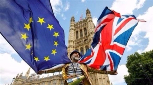 أيرلندا تطالب بريطانيا بتقديم خطة "موثوقة" لبقاء الحدود مفتوحة