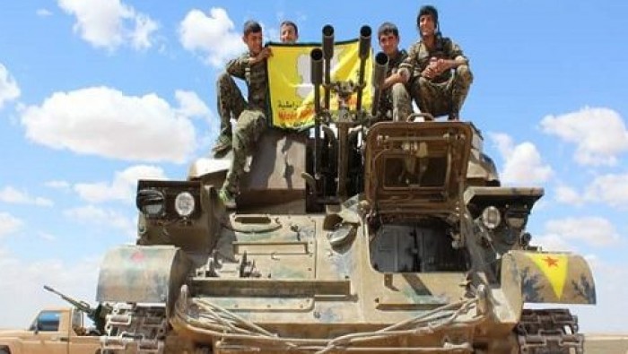 قسد تتهم الأسد بالخيانة وفتح أبواب البلاد أمام جحافل الإرهاب