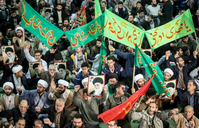 مسيرات ايرانية مؤيدة والجعفري يعلن نهاية التظاهرات