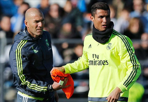 ريال مدريد يفقد السيطرة على سقوطه القياسي من القمة إلى القاع