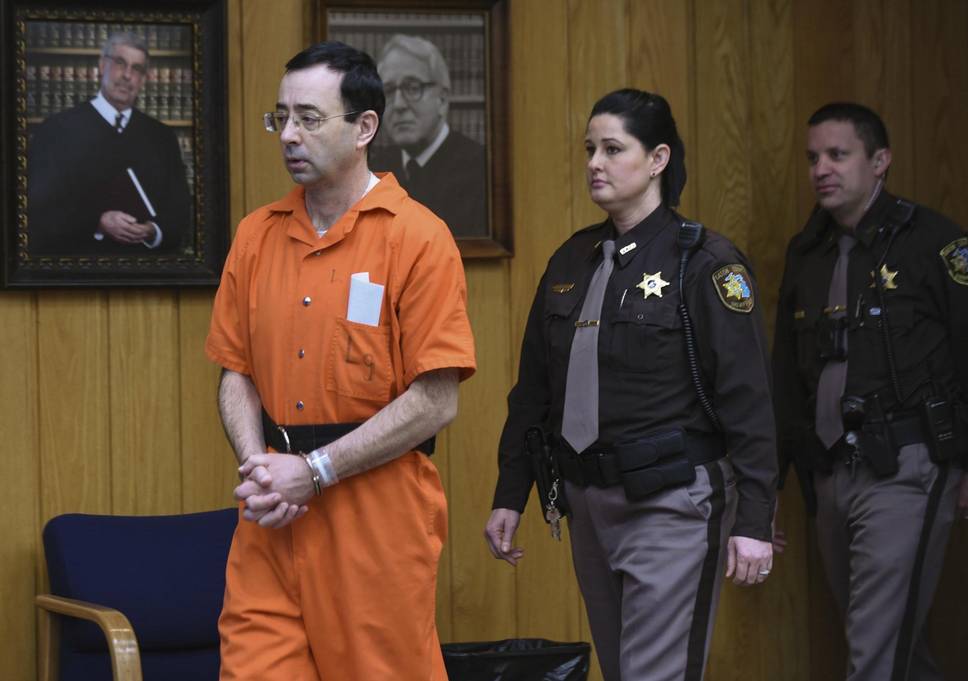 الحكم على الطبيب المتهم بالتحرش الجنسي بالسجن 125 عاما  