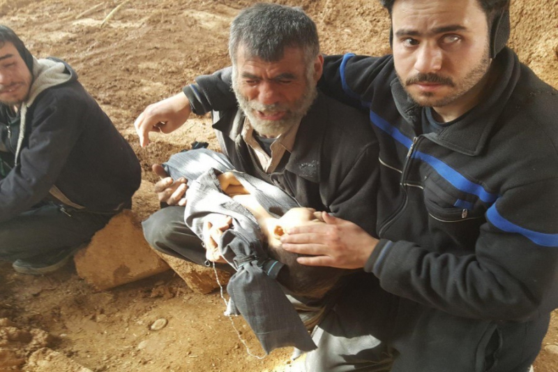 الأسد وحلفاءه يواصلون قصف المدنيين في الغوطة الشرقية 