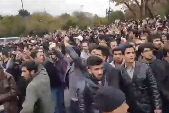 نائب برلماني : 5 ملايين مدمن كحول فى ايران رغم حظر الكحوليات
