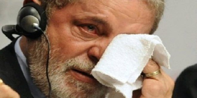 الرئيس البرازيلي الأسبق لولا يصل إلى سجنه جنوب البرازيل