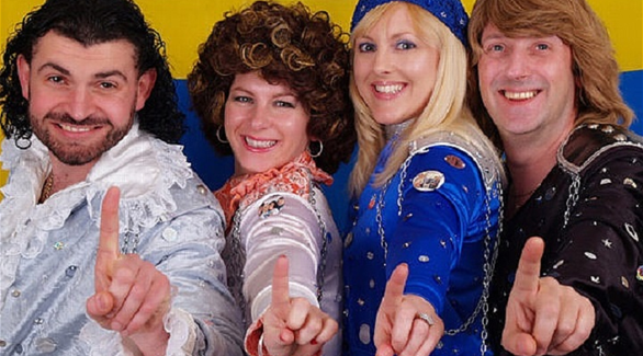 فريق آبا الأسطوري يعود للغناء بأغنيتين جديدتين