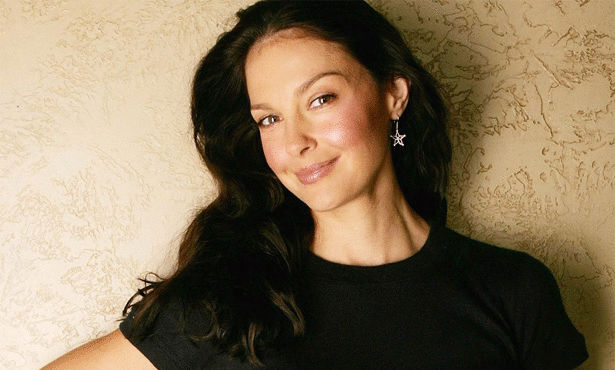 الممثلة الأمريكية أشلي جود تقاضي منتج هوليوود واينستاين