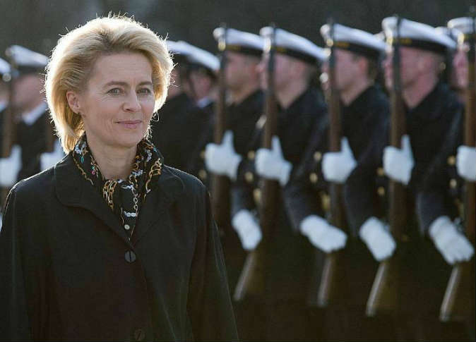 وزيرة الدفاع الالمانية