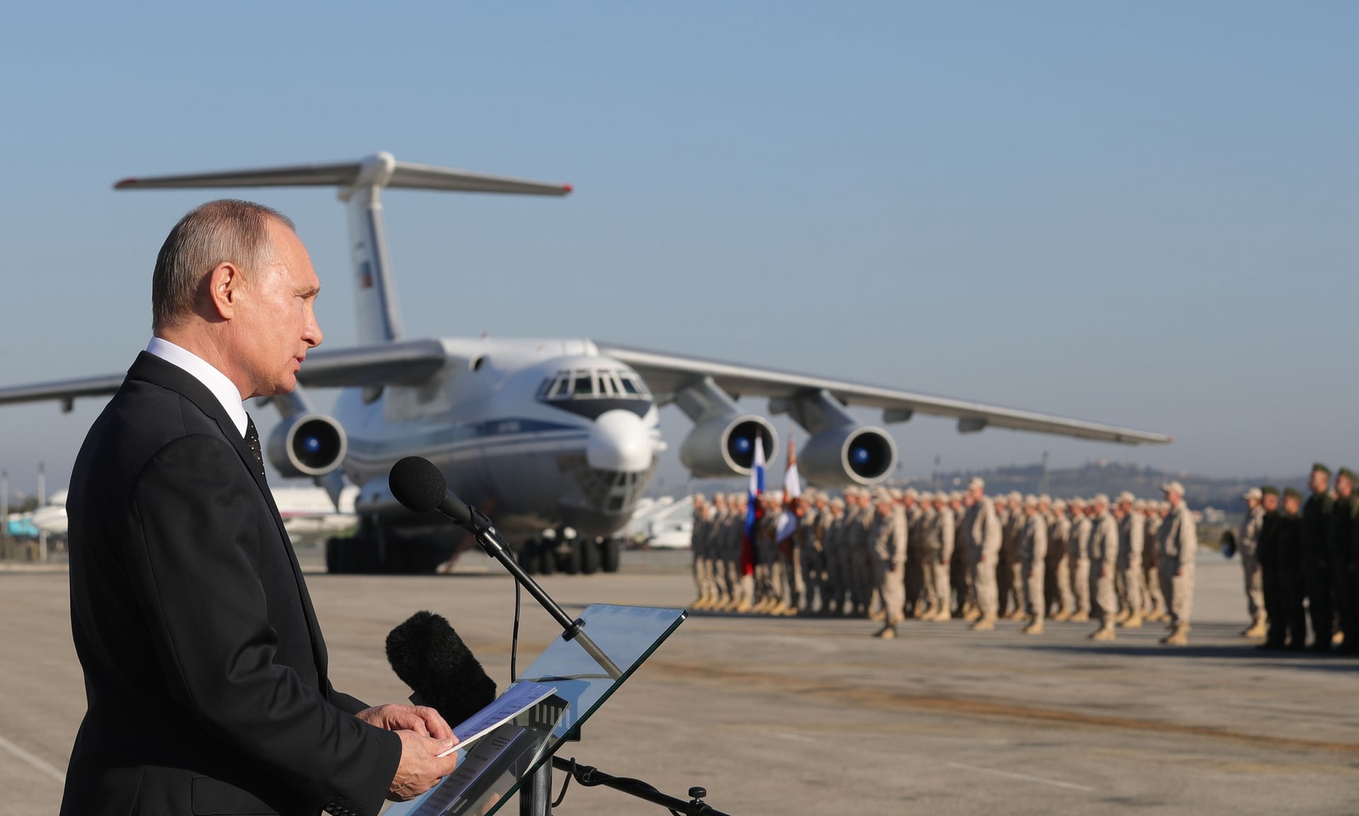 صحيفة إيرانية تشن هجوما حادا على بوتين وتصفه ب"المحتال"