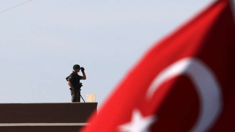 تركيا تؤكد احتجازها بحارة مصريين ومصر تطالب بالإفراج عنهم  