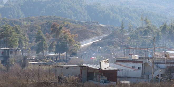 أمتار فقط تفصل الجيش التركي عن جيش  النظام السوري