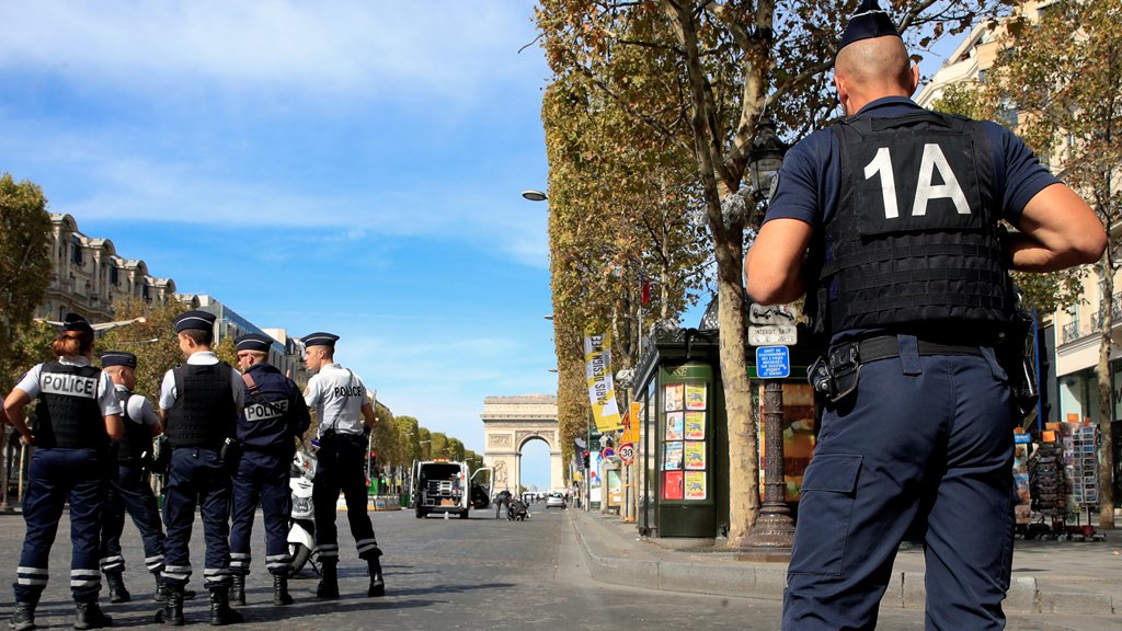 اعتقال ضابط سعودي بتهمة الاعتداء الجنسي على عاملة تنظيف في فندق فرنسي