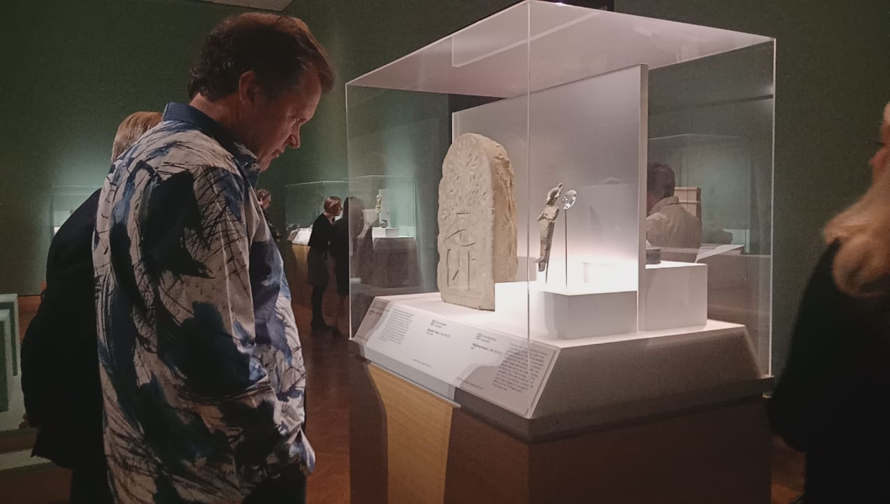 مصر تفتتح معرض الآثار الغارقة بمدينة منيابولس الأمريكية مصر تفتتح معرض الآثار الغارقة بمدينة منيابولس الأمريكية