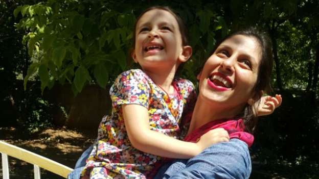 السجينة البريطانية راتكليف وابنتها