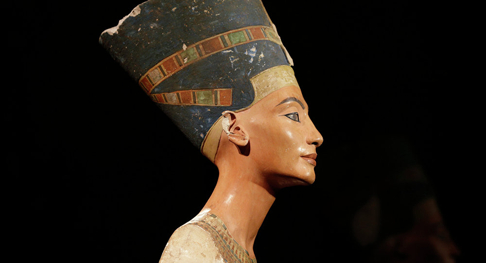 ت رى من سيعثر على قبر الساحرة المارقة نفرتيتى