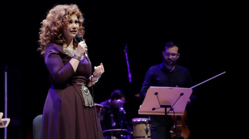 من إسطنبول.."لينا شاماميان" تبعث برسائل سلام لسوريا