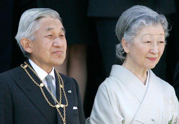 إمبراطور اليابان يلقي خطاب العام الأخير له قبل التنازل عن العرش