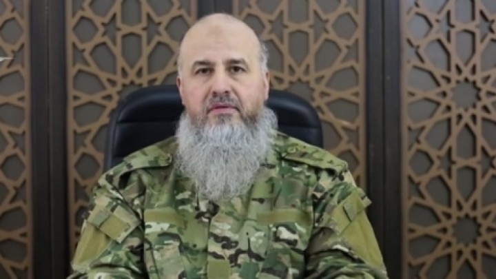  "هاشم الشيخ"  يكشف عن خلافات مع  "هتش والجولاني" 