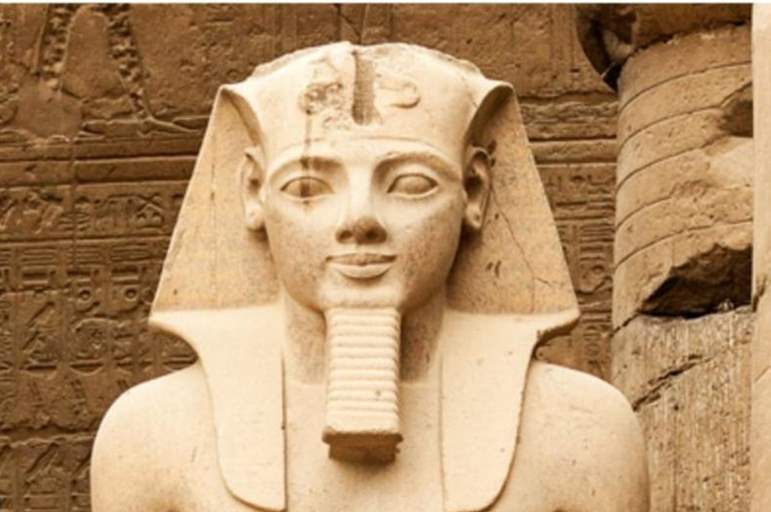 الآثار المصرية : الكشف عن البهو الملكي للفرعون رمسيس الثاني