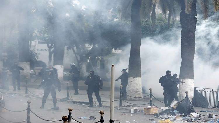 ارتفاع كبير في حصيلة المعتقلين والمصابين بالمواجهات في الجزائر