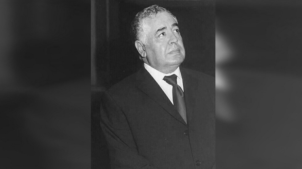 وفاة الكاتب والروائي الليبي أحمد إبراهيم الفقيه