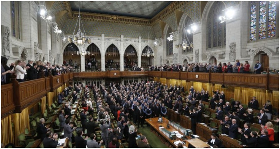  مجلس العموم البريطاني يركز على علاج ظواهر الكراهية في المجتمع 