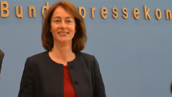 وزيرة العدل الألمانية ترحب بمبادرة حظر التجنيس لمتعددي الزيجات