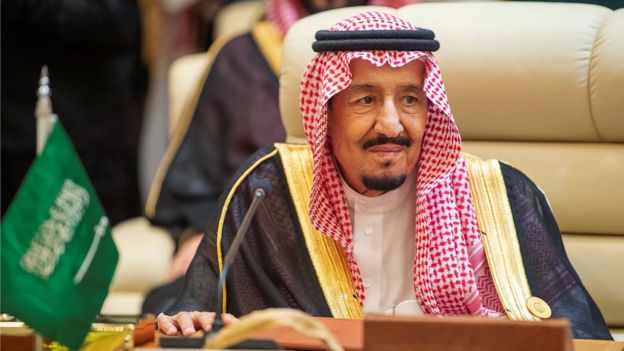 القمة العربية: السعودية تطالب بموقف حازم من إيران والعراق يتحفظ