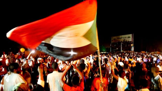   السودان: المجلس العسكري يعتبر الاعتصام "تهديدا لأمن البلاد  "