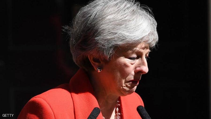  استقالة تيريزا ماى من رئاسة حزبها يفتح الباب أمام اختيار خليفتها  