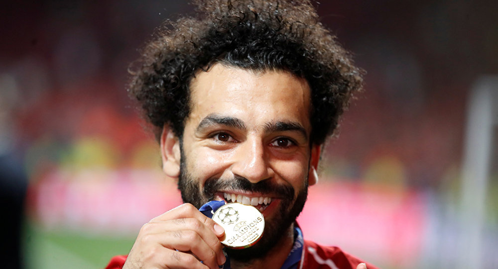 صلاح يرفض لعنة "ميسي" ويتطلع لإنجاز أبو تريكة