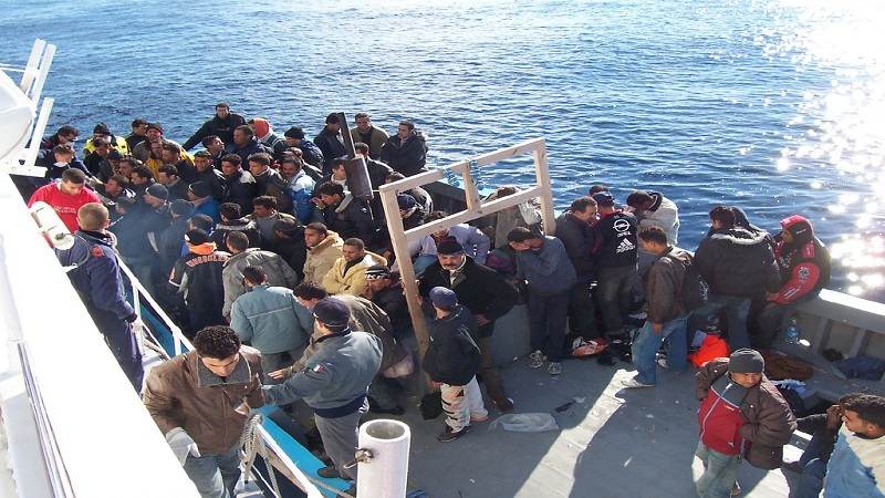 اليونان : اعتراض قارب يحمل 77 مهاجرا غير شرعي