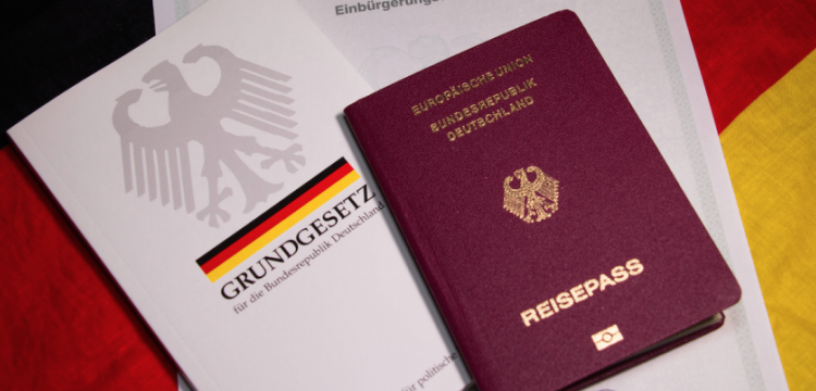 تعديلات على قانون الجنسية الألمانية تؤثرعلى"الارهابيين والمعددين"