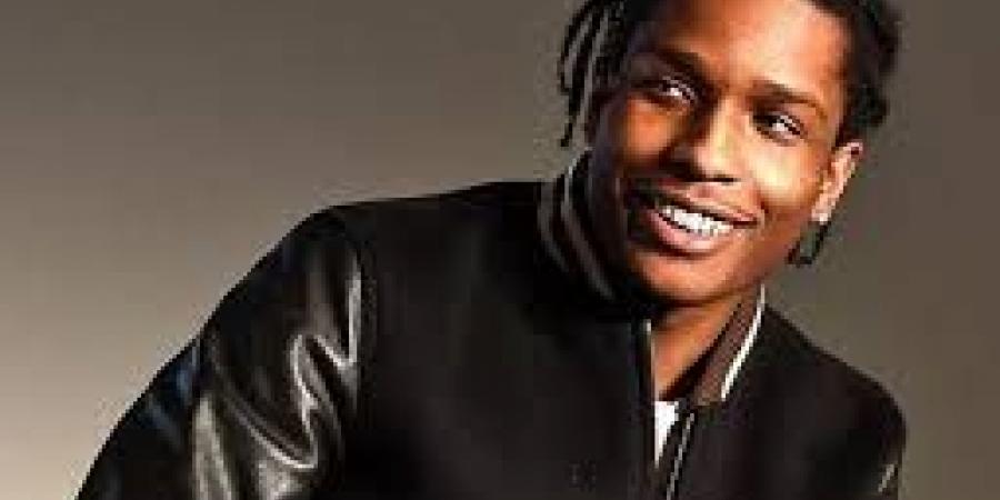 احتجاز مغني الراب "إيساب"بالسويد للاشتباه في اعتدائه على شاب