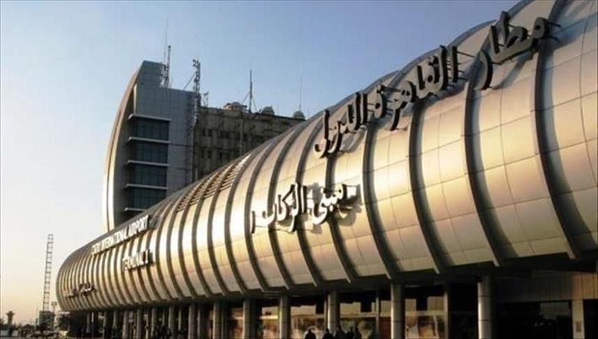 السعودية تعيد 300 مصري أتوا بتأشيرات "هيئة الترفيه" كحجاج