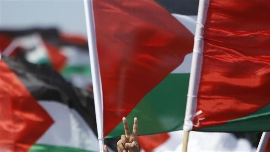 لبنان.. المئات يحتجون على قرار وزارة العمل بشأن العمالة الفلسطينية