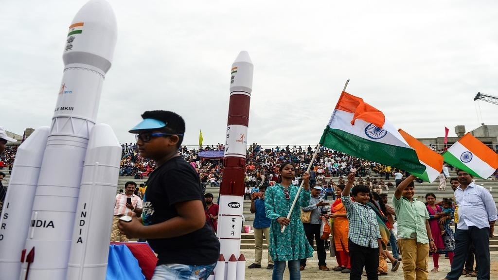 مركبة شاندرايان -2 الهندية تغادر مدار الأرض في طريقها نحو القمر