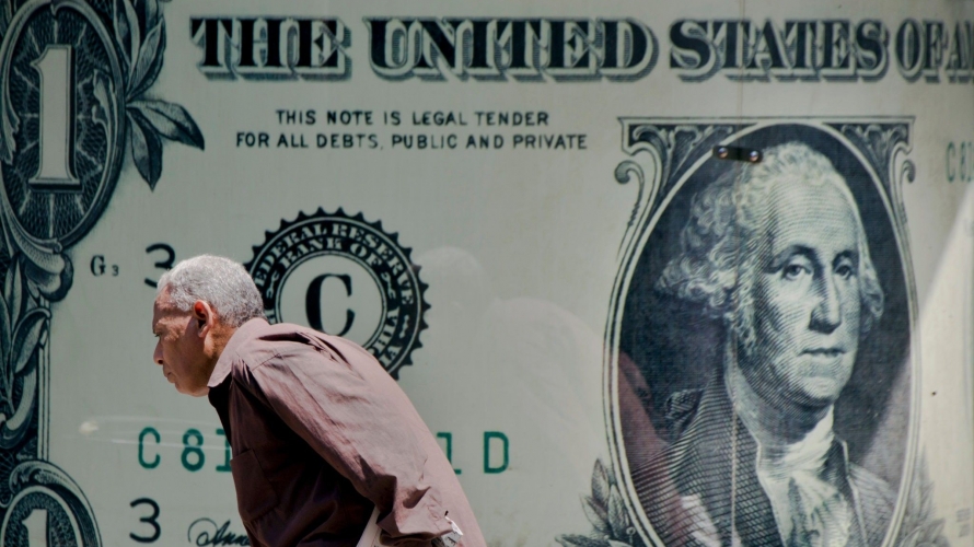 مخابز لبنانية تضرب عن الإنتاج لعدم توفير الدولار لشراء الطحين مخابز لبنانية تضرب عن الإنتاج لعدم توفير الدولار لشراء الطحين