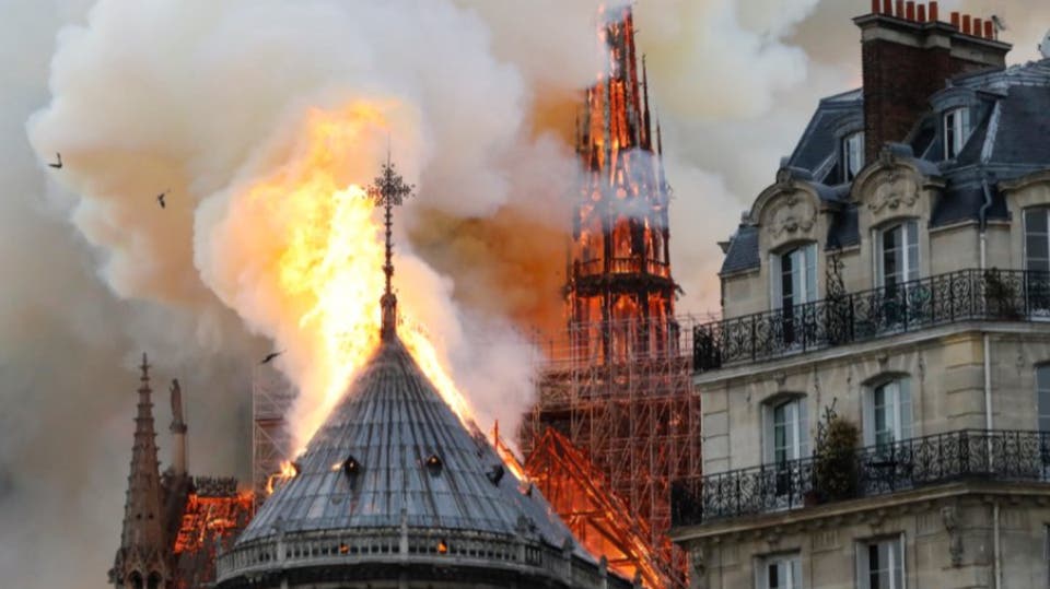 المشتبه به بهجوم مسجد فرنسا يحمل المسلمين مسؤولية حريق  نوتردام