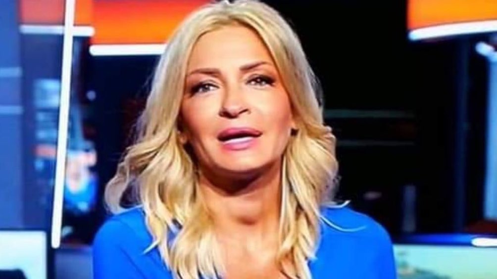    قناة العربية تنعي المذيعة بها الإعلامية نجوى قاسم 