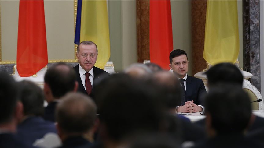 أردوغان وزيلينسكي..سياسات رمزية واتفاقيات تجارة حرة وسياحة