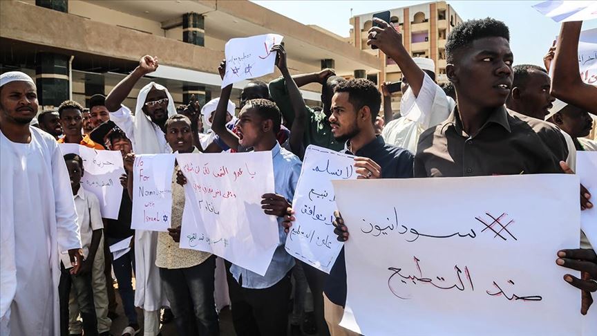 تجمع سوداني يطالب السلطات بالتراجع عن التطبيع مع إسرائيل