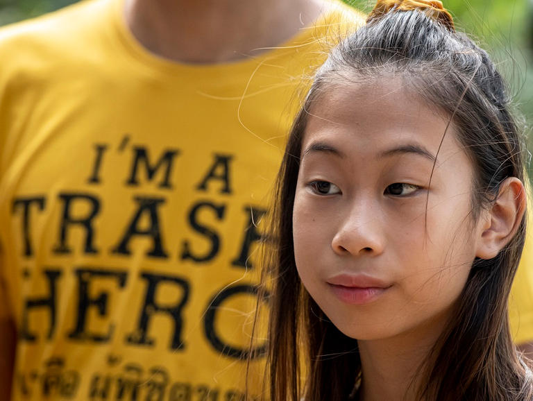 فتاة تايلاندية تسعى لتخليص بلادها من التلوث والوقود الأحفوري 