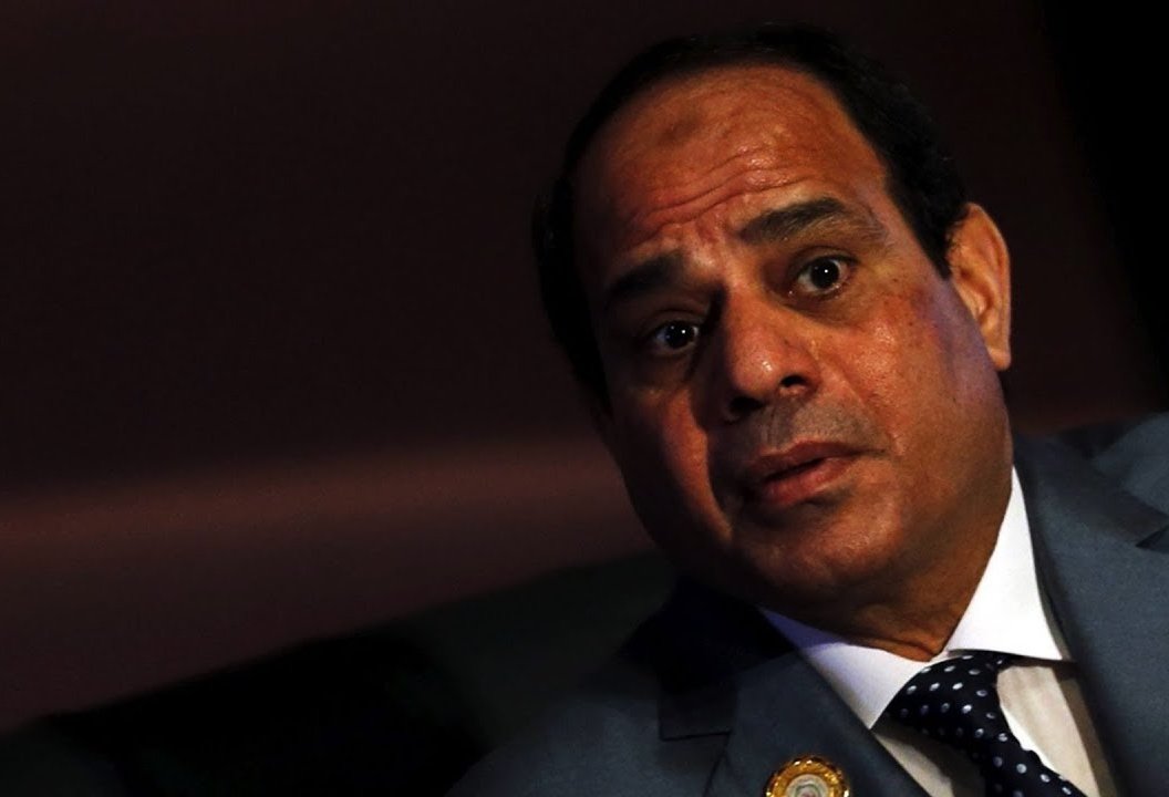  السيسي وعائلته بالحجر الصحي بعد مخالطته جنرالا مات بـ”كورونا” 