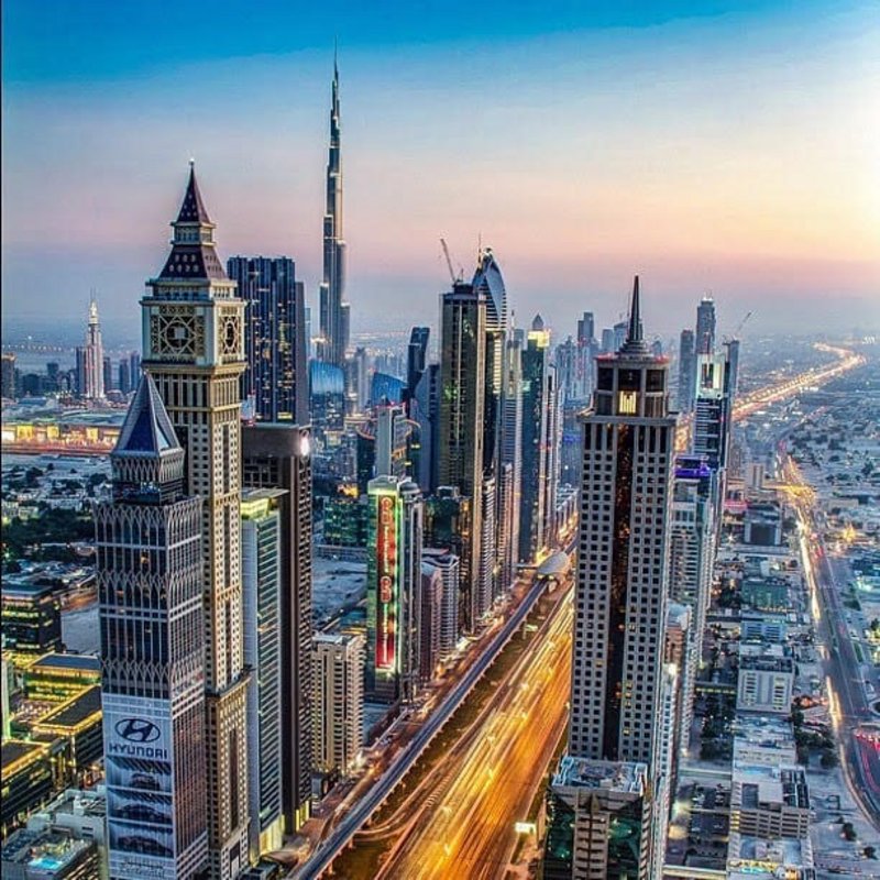 دبي تقيد حركة الأفراد والمركبات لمدة أسبوعين لمواجهة "كورونا"