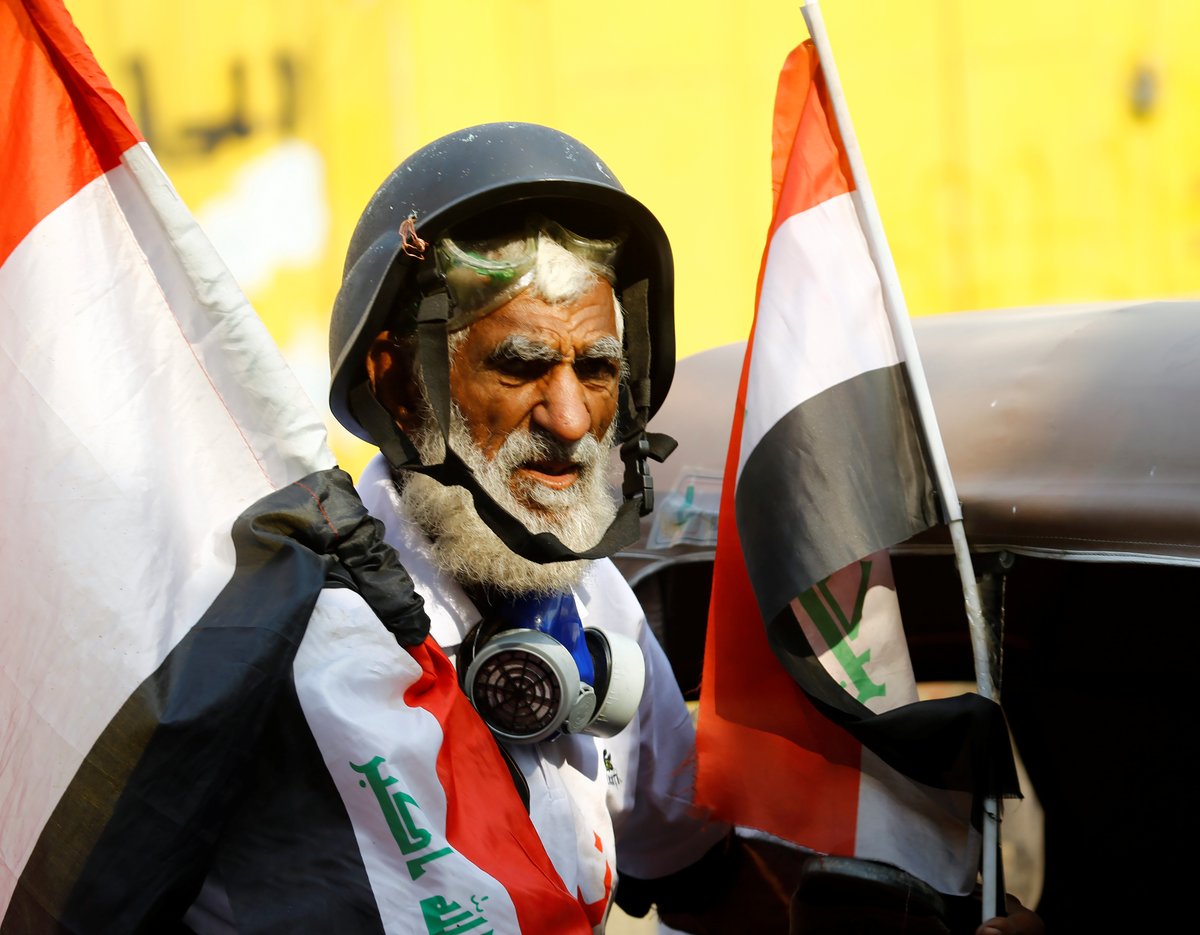 تظاهر مئات العراقيين للمطالبة بالإصلاح