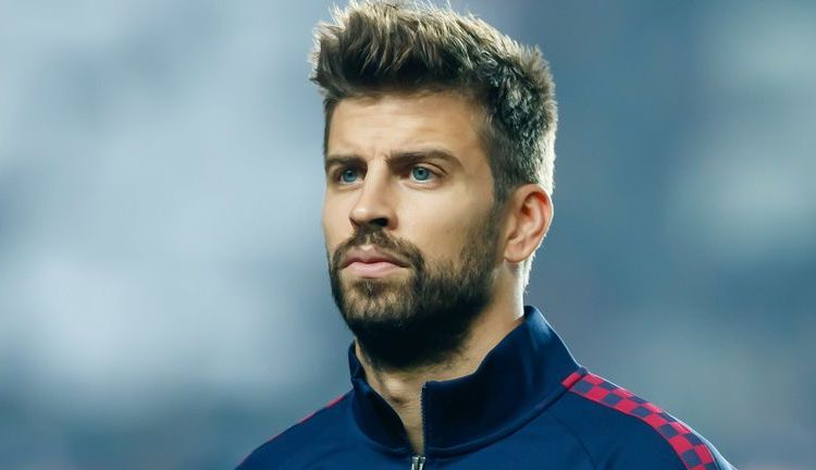 بيكيه مدافع برشلونه يشعر بالقلق بشأن نهائيات كأس ديفيز