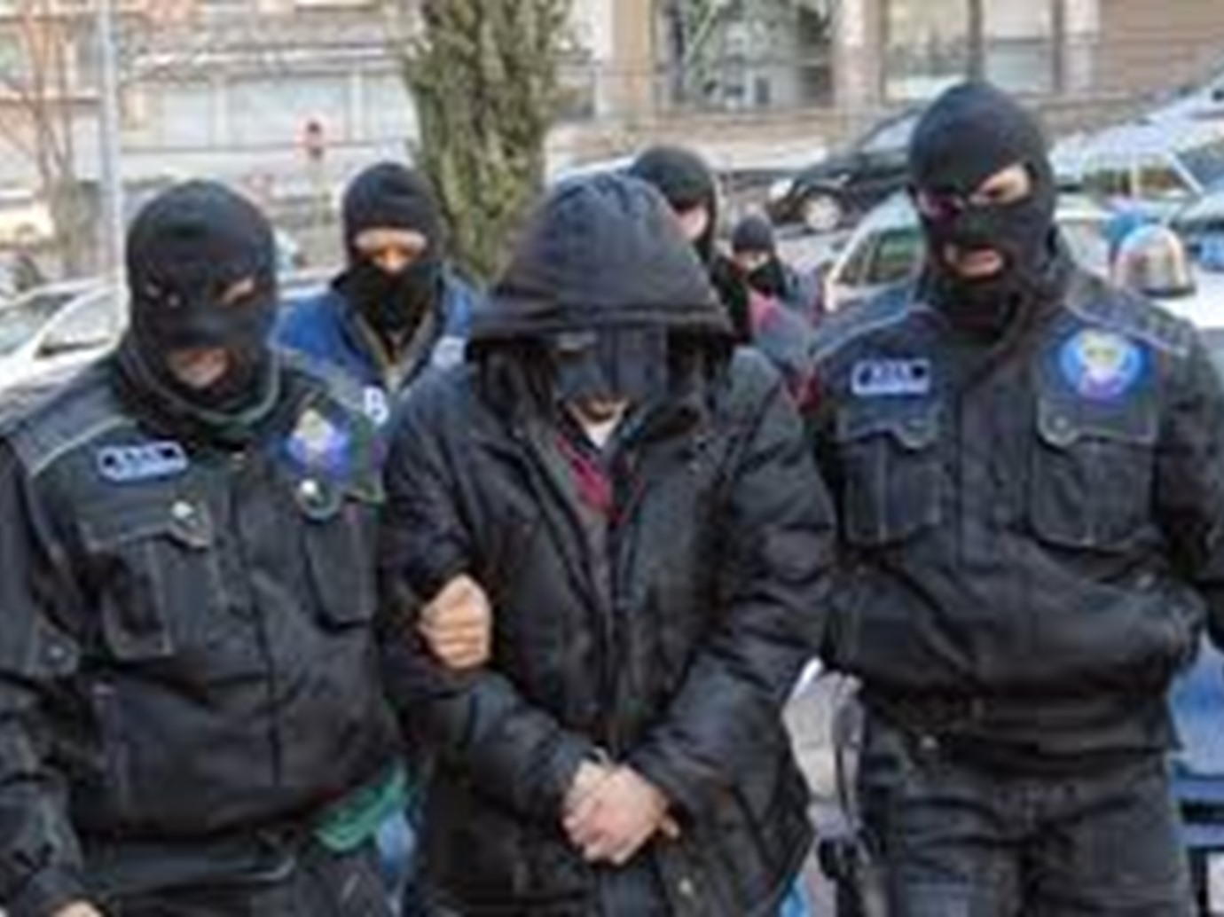 الشرطة الإيطالية تستهدف عصابات مافيا صقلية وتعتقل 91 عنصرا
