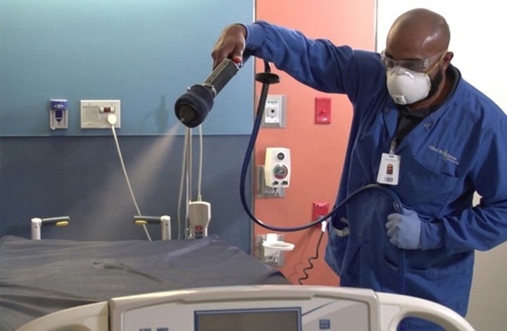 سلاح جديد .. مادة ترش على الأسطح تحمي من كورونا لمدة 3 أشهر