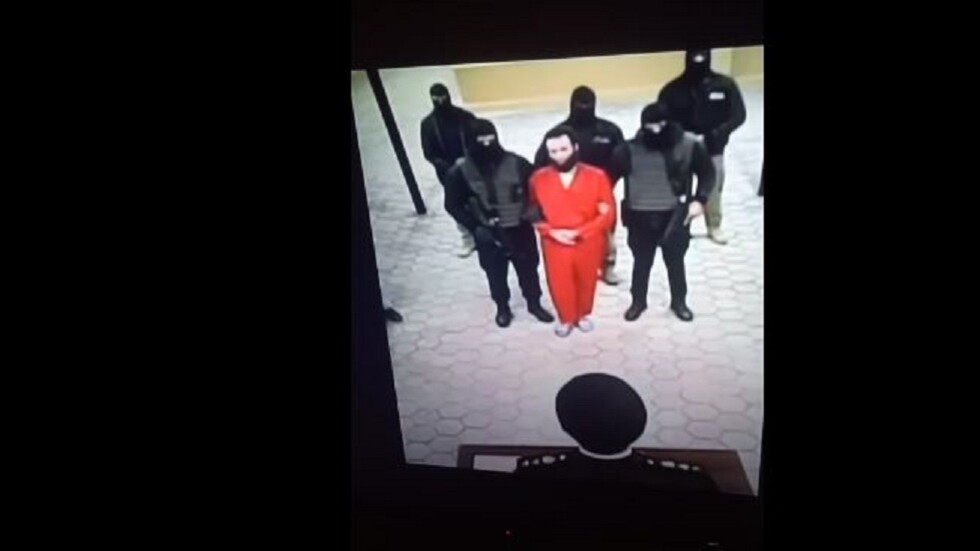 مصر.. إذاعة لحظة إعدام هشام عشماوي لأول مرة