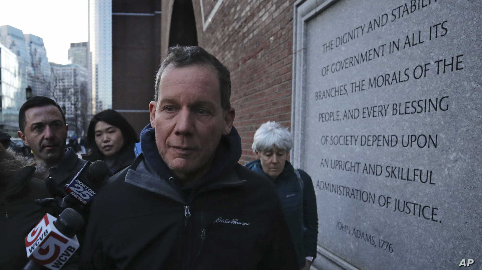 محاكمة بروفيسور في جامعة هارفارد أخفى علاقته بجامعة ووهان  